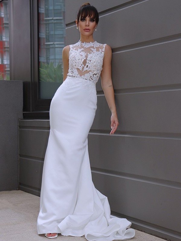 Applique Scoop Satin Sleeveless Court Trumpet/Mermaid Train Wedding Dresses