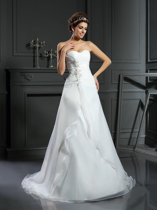 Long Sweetheart Ruched A-Line/Princess Sleeveless Satin Wedding Dresses