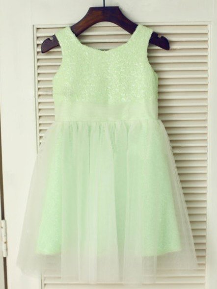 Sleeveless A-line/Princess Scoop Long Tulle Dresses