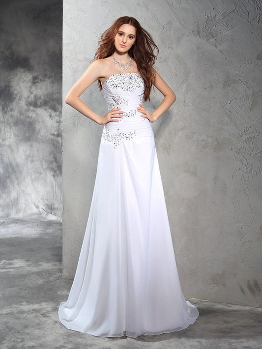 Long Strapless Beading Sleeveless Sheath/Column Chiffon Wedding Dresses