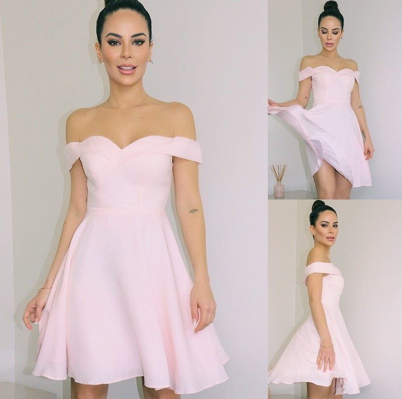 Off-the-Shoulder A-Line/Princess Satin Sleeveless Short/Mini Homecoming Dresses