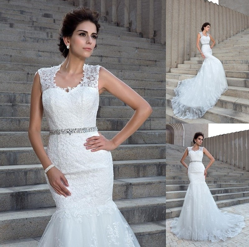 Applique Long V-neck Trumpet/Mermaid Sleeveless Lace Wedding Dresses