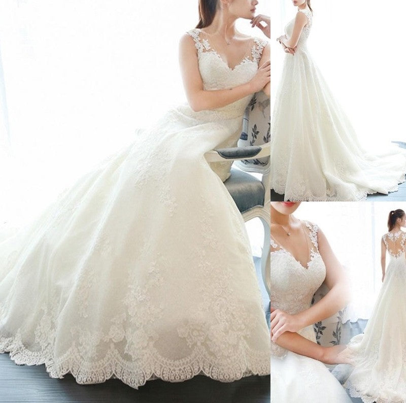 A-Line/Princess Court Train Sleeveless Applique V-neck Lace Wedding Dresses