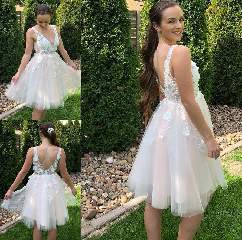 Applique Sleeveless Tulle V-neck A-Line/Princess Short/Mini Homecoming Dresses