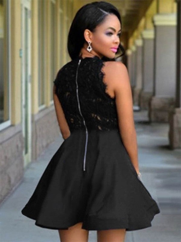 Lace With Short A-Line Jewel Cut Satin Black Homecoming Dresses