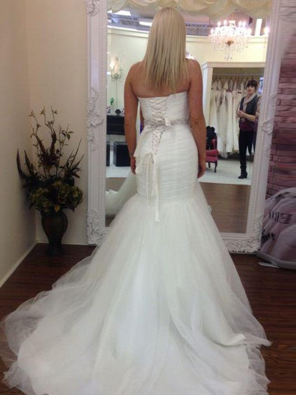 Beading Sweetheart Sleeveless Trumpet/Mermaid Train Court Tulle Wedding Dresses