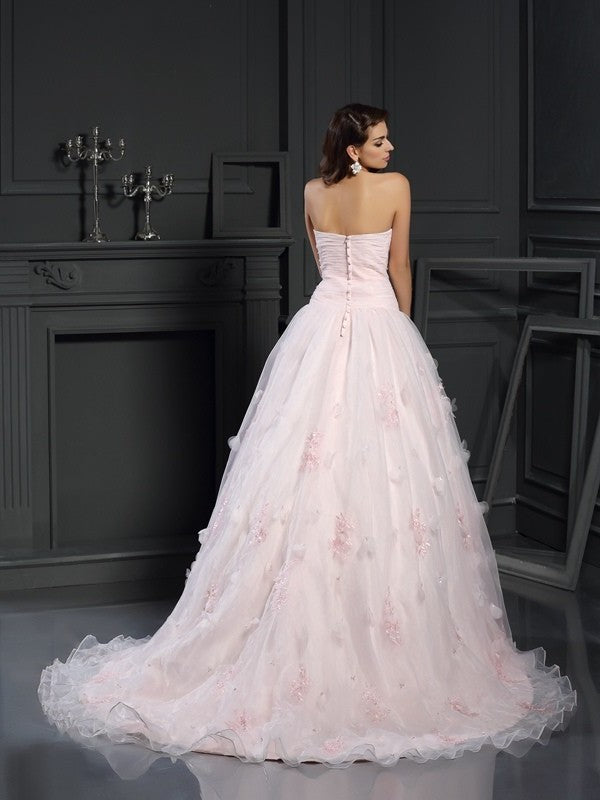 Sweetheart Gown Long Sleeveless Ruffles Ball Organza Wedding Dresses