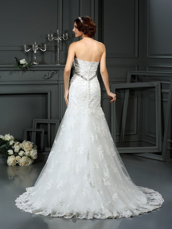 Beading Long Sleeveless Trumpet/Mermaid Strapless Lace Wedding Dresses