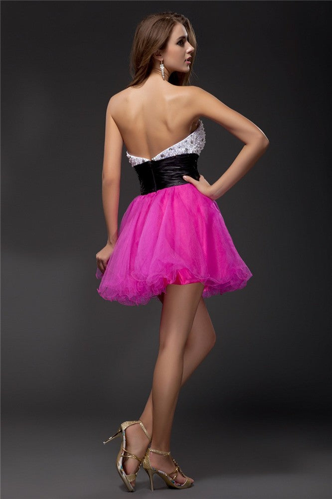 A-Line/Princess Sweetheart Beading Sash Sleeveless Short Organza Elastic Woven Satin Cocktail Homecoming Dresses Leslie Dresses