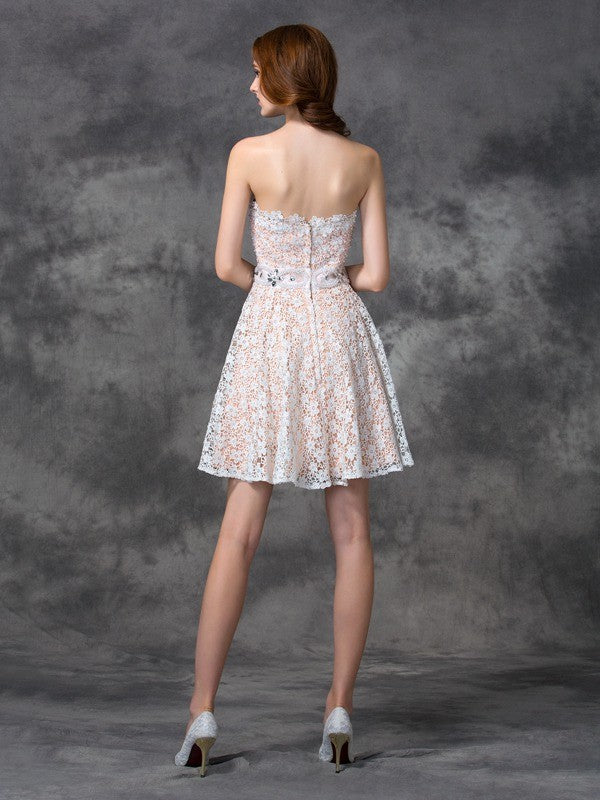 A-line/Princess Sweetheart Aileen Lace Sleeveless Homecoming Dresses Short Lace Cocktail Dresses