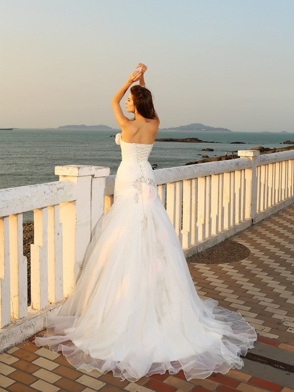 Flower Strapless Satin Long Sleeveless Ball Gown Hand-Made Beach Wedding Dresses