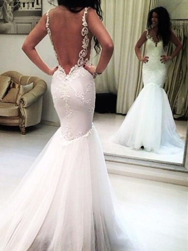 Chapel Sleeveless Train Applique Trumpet/Mermaid Spaghetti Straps Tulle Wedding Dresses