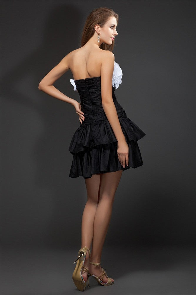 A-Line/Princess Strapless Dahlia Ruffles Hand-Made Flower Sleeveless Homecoming Dresses Short Taffeta Cocktail Dresses