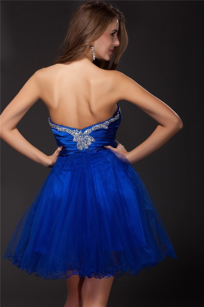 A-Line/Princess Strapless Beading Sleeveless Short Homecoming Dresses Carleigh Net Elastic Woven Satin Cocktail Dresses