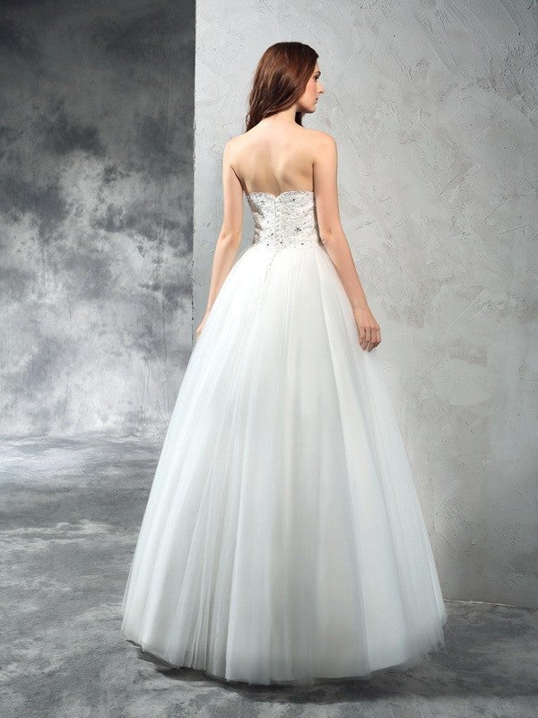 Long Sweetheart A-Line/Princess Beading Sleeveless Net Wedding Dresses