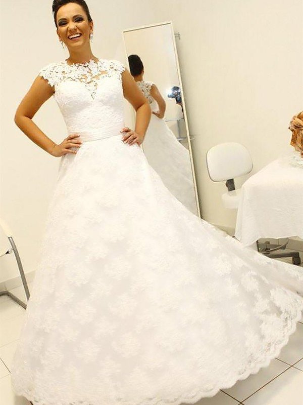 Ball Scoop Lace Sleeveless Gown Floor-Length Wedding Dresses