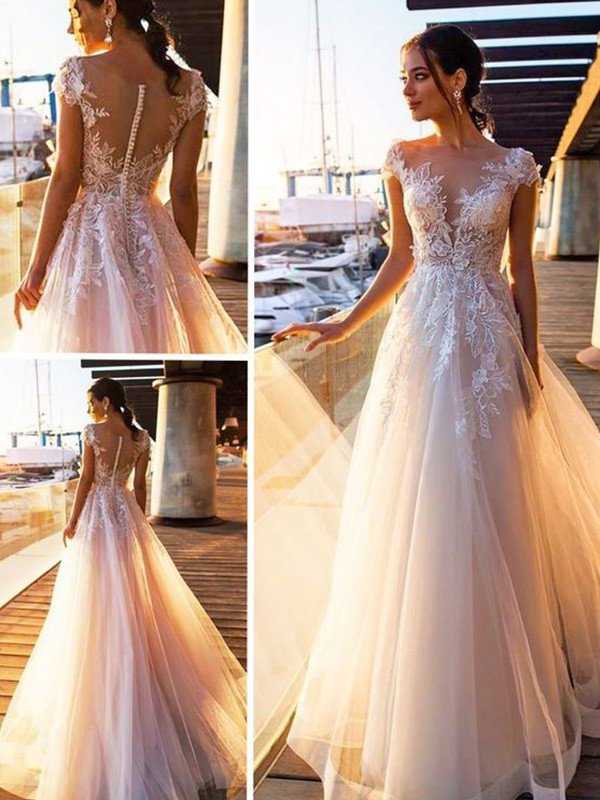 Train Applique Bateau Sweep/Brush A-Line/Princess Sleeves Short Tulle Wedding Dresses