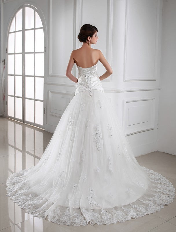 Beading A-Line/Princess Sleeveless Satin Sweetheart Applique Tulle Wedding Dresses