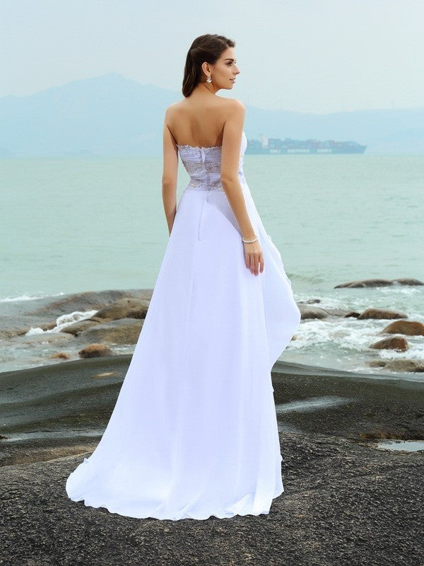 Beading Sleeveless A-Line/Princess Sweetheart Chiffon Long Beach Wedding Dresses