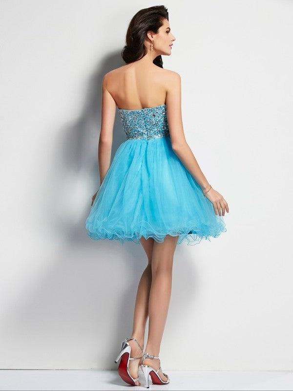 Sweetheart Sleeveless Short Beading A-Line/Princess Tulle Homecoming Dresses