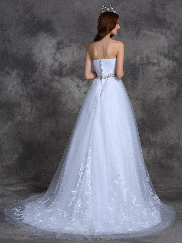 Long A-line/Princess Sleeveless Beading Sweetheart Satin Wedding Dresses