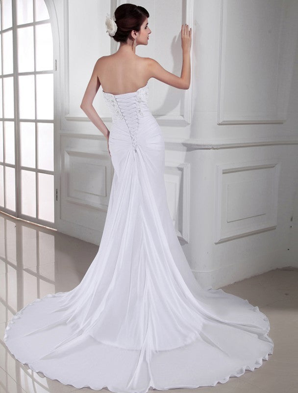 Sweetheart Trumpet/Mermaid Sleeveless Beading Chiffon Long Wedding Dresses