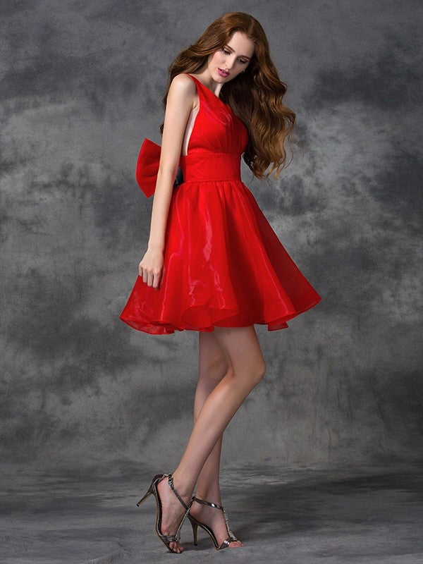 Homecoming Dresses A-line/Princess V-neck Sash/Ribbon/Belt Ashleigh Sleeveless Short Organza Cocktail Dresses