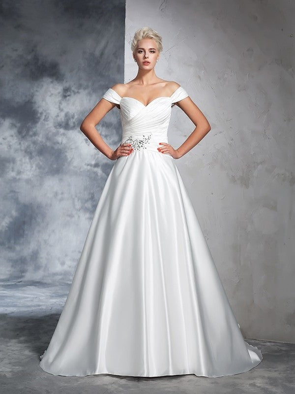 Off-the-Shoulder Long Sleeveless Gown Ruched Ball Taffeta Wedding Dresses