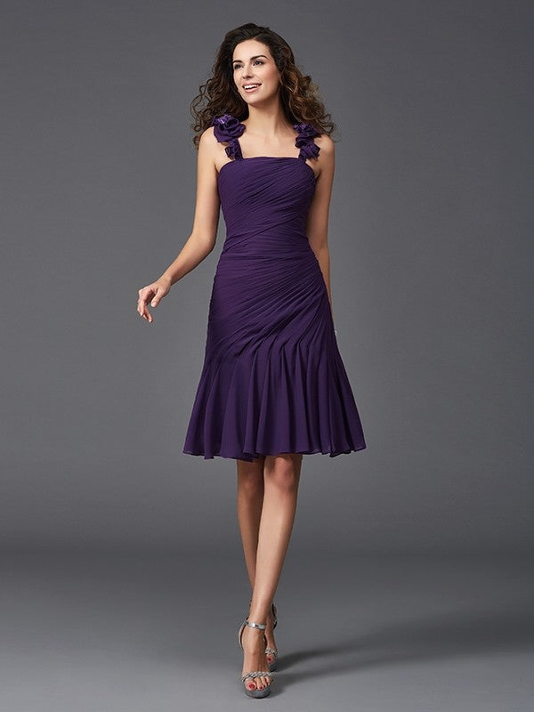 Sheath/Column Homecoming Dresses Stephanie Straps Ruched Sleeveless Short Chiffon Cocktail Dresses