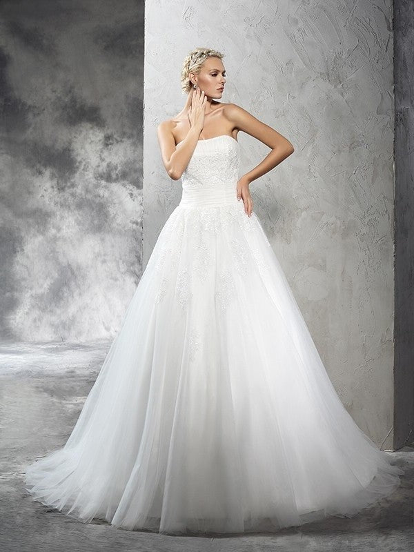 Strapless Ball Sleeveless Gown Long Applique Satin Wedding Dresses