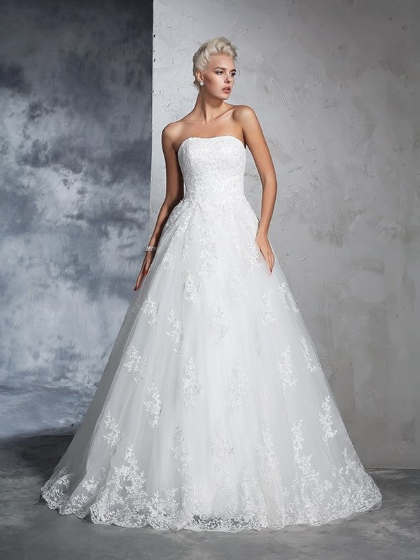 Lace Ball Gown Strapless Sleeveless Long Lace Wedding Dresses