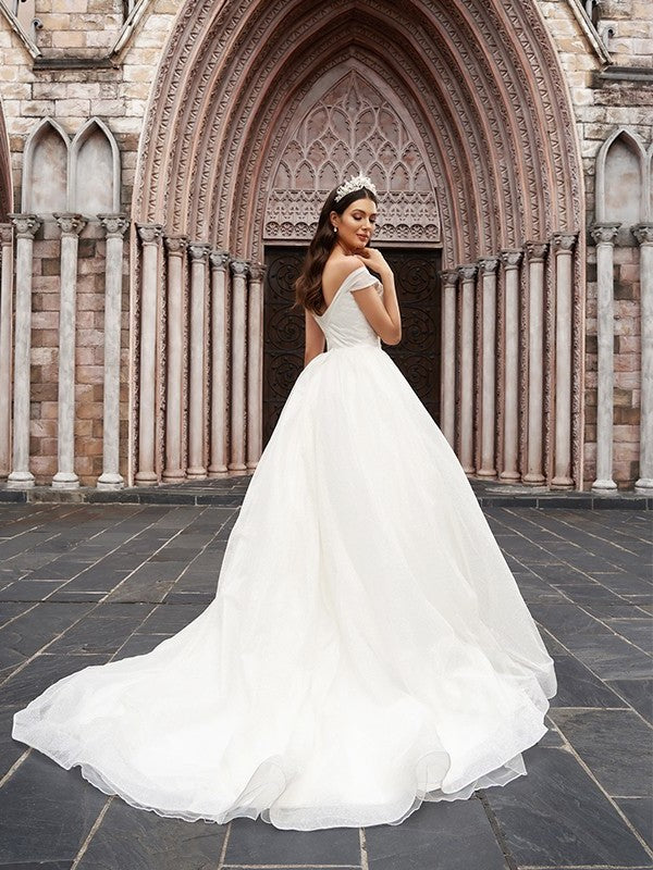 Sleeveless Ball Off-the-Shoulder Tulle Ruched Gown Court Train Wedding Dresses