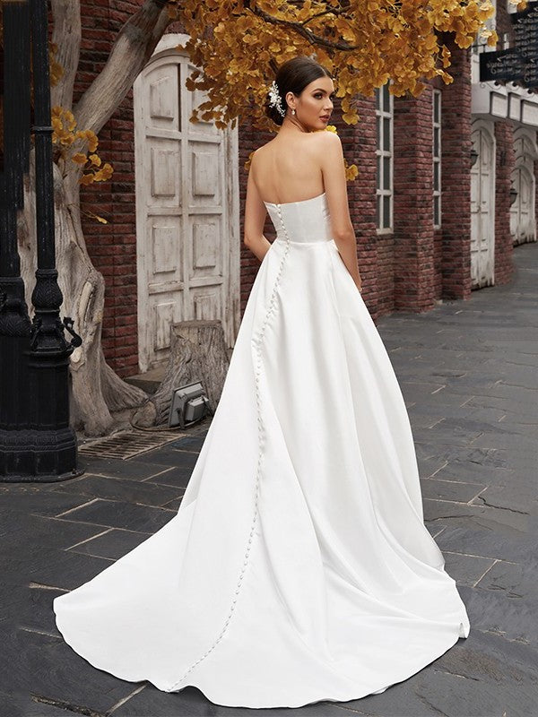 Sleeveless Sweep/Brush Ruffles A-Line/Princess Satin Strapless Train Wedding Dresses