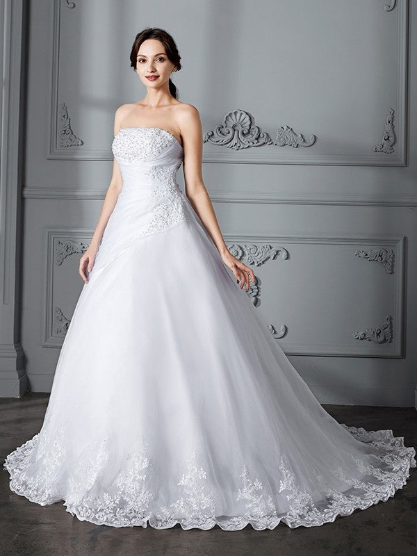 Sleeveless Train Court Gown Strapless Ball Organza Wedding Dresses