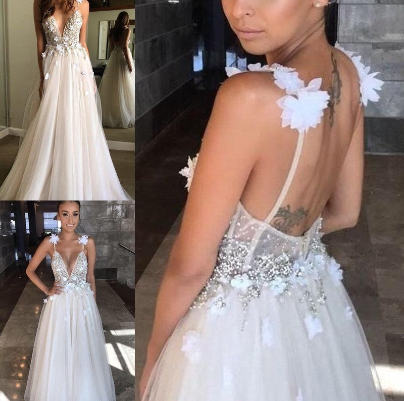 Sleeveless V-neck Beading A-Line/Princess Tulle Floor-Length Wedding Dresses