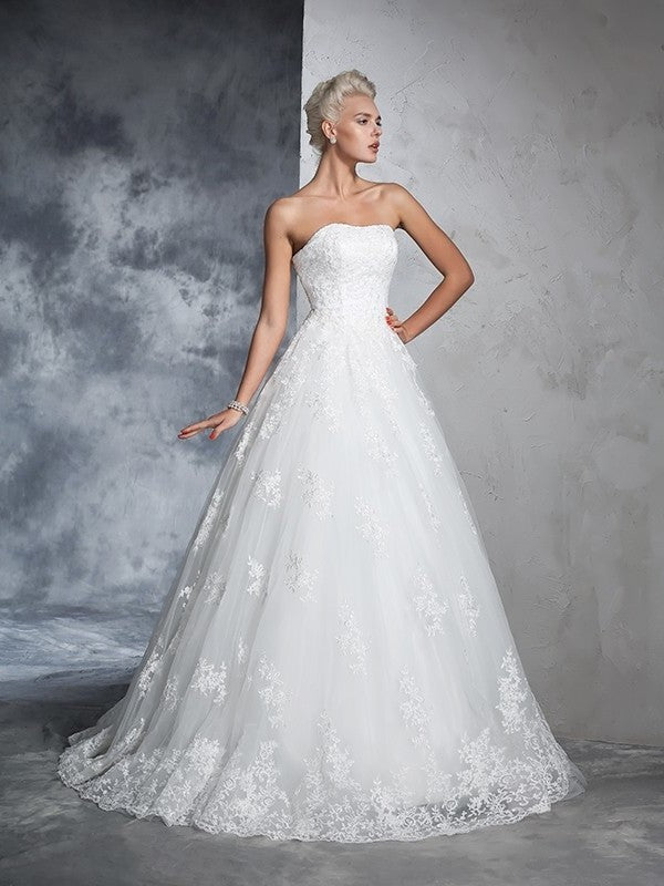 Lace Ball Gown Strapless Sleeveless Long Lace Wedding Dresses