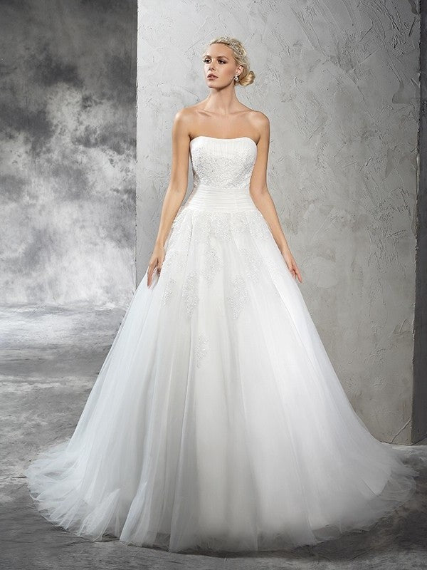 Strapless Ball Sleeveless Gown Long Applique Satin Wedding Dresses