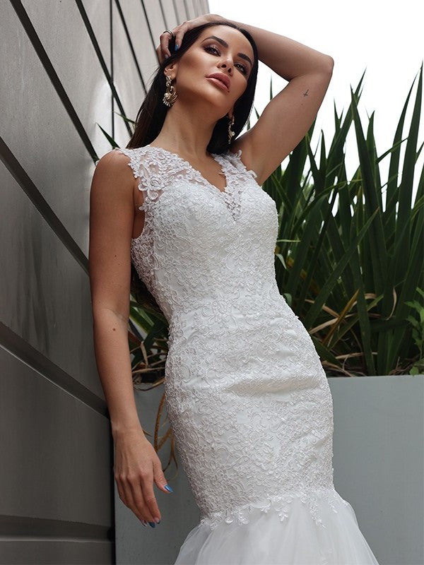 Trumpet/Mermaid Tulle Sweep/Brush Lace V-neck Sleeveless Train Wedding Dresses