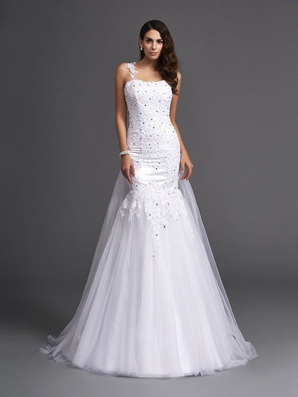 Trumpet/Mermaid Beading Straps Long Sleeveless Net Wedding Dresses