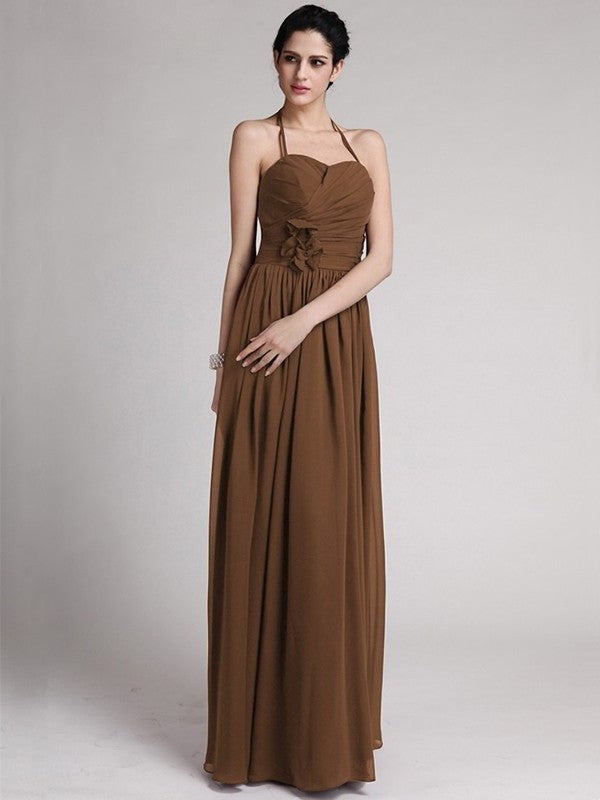 Long Hand-Made Flower Sleeveless Sheath/Column Halter Chiffon Bridesmaid Dresses