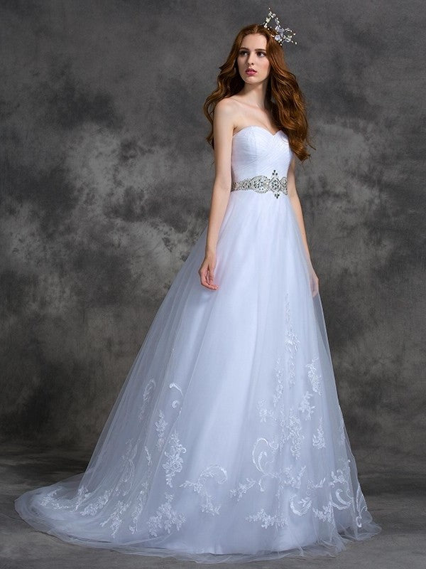 Long A-line/Princess Sleeveless Beading Sweetheart Satin Wedding Dresses