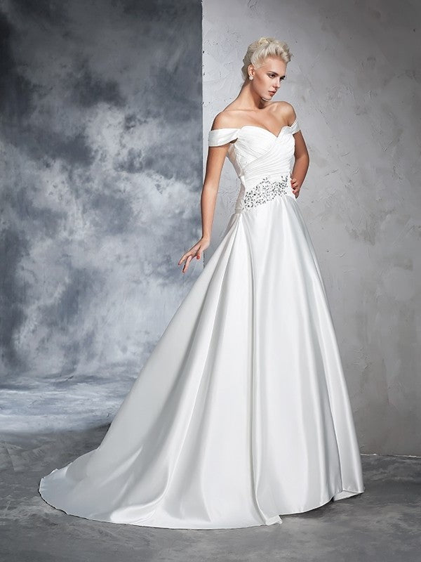 Off-the-Shoulder Long Sleeveless Gown Ruched Ball Taffeta Wedding Dresses