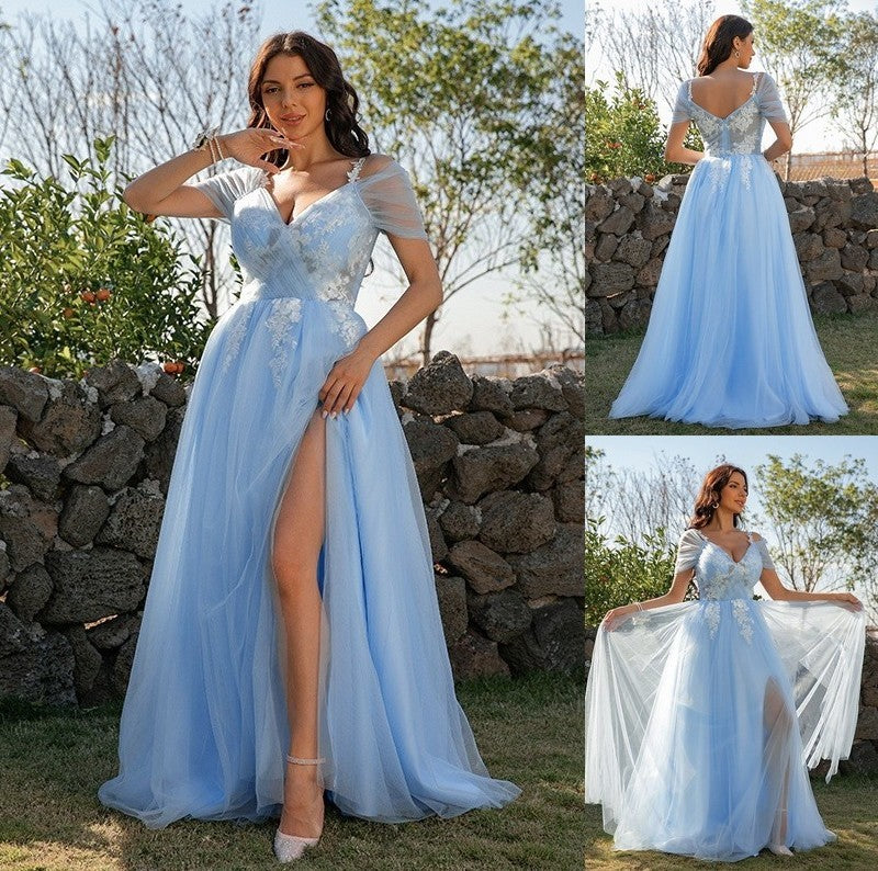 Sleeves A-Line/Princess V-neck Short Applique Tulle Sweep/Brush Train Dresses