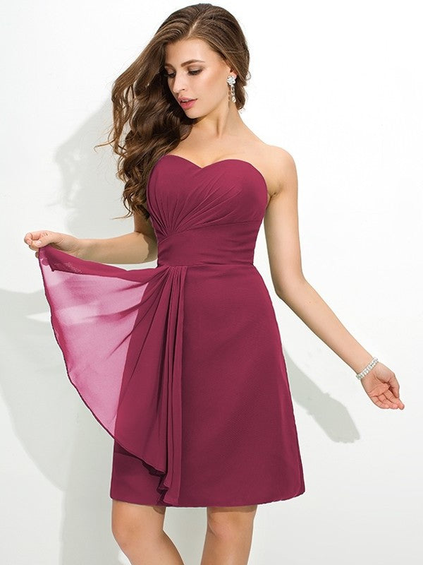 Sweetheart Sleeveless Short Pleats Sheath/Column Chiffon Bridesmaid Dresses