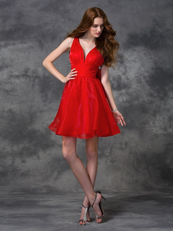 Homecoming Dresses A-line/Princess V-neck Sash/Ribbon/Belt Ashleigh Sleeveless Short Organza Cocktail Dresses