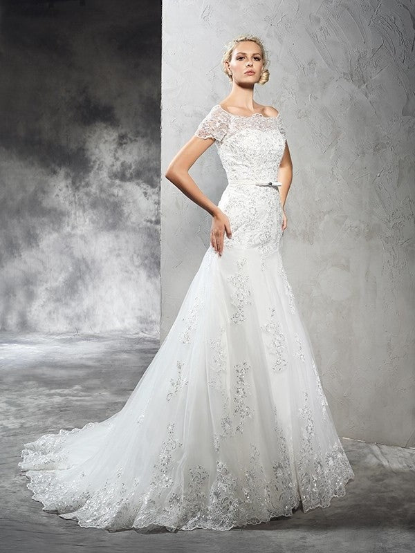 Short Off-the-Shoulder Long Sleeves Applique Sheath/Column Net Wedding Dresses