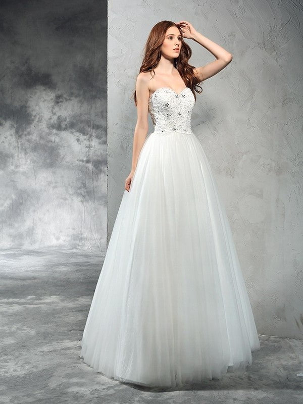 Long Sweetheart A-Line/Princess Beading Sleeveless Net Wedding Dresses