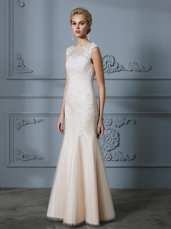 Trumpet/Mermaid Scoop Applique Tulle Sleeveless Floor-Length Wedding Dresses