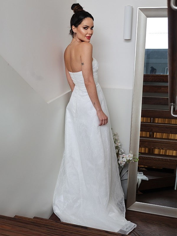 Sweep/Brush A-Line/Princess Sleeveless Ruched Sweetheart Train Wedding Dresses