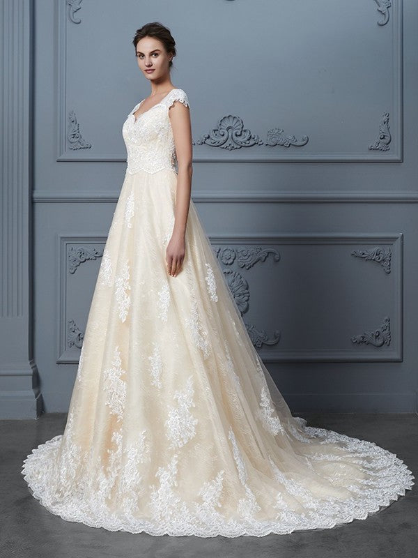 Court Sweetheart Train Ball Sleeveless Gown Beading Lace Wedding Dresses